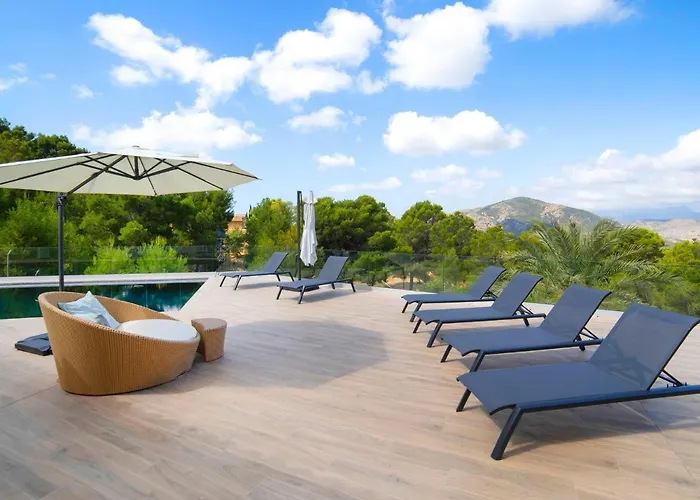 Mucho By Interhome 피네스트라트